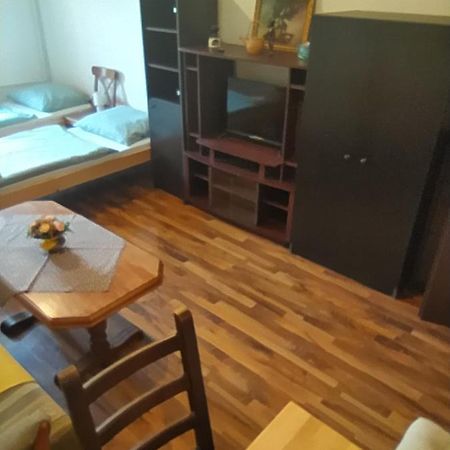 Appartement Turisticky Apartman ,Pro 3-4Os à Frenštát pod Radhoštěm Extérieur photo